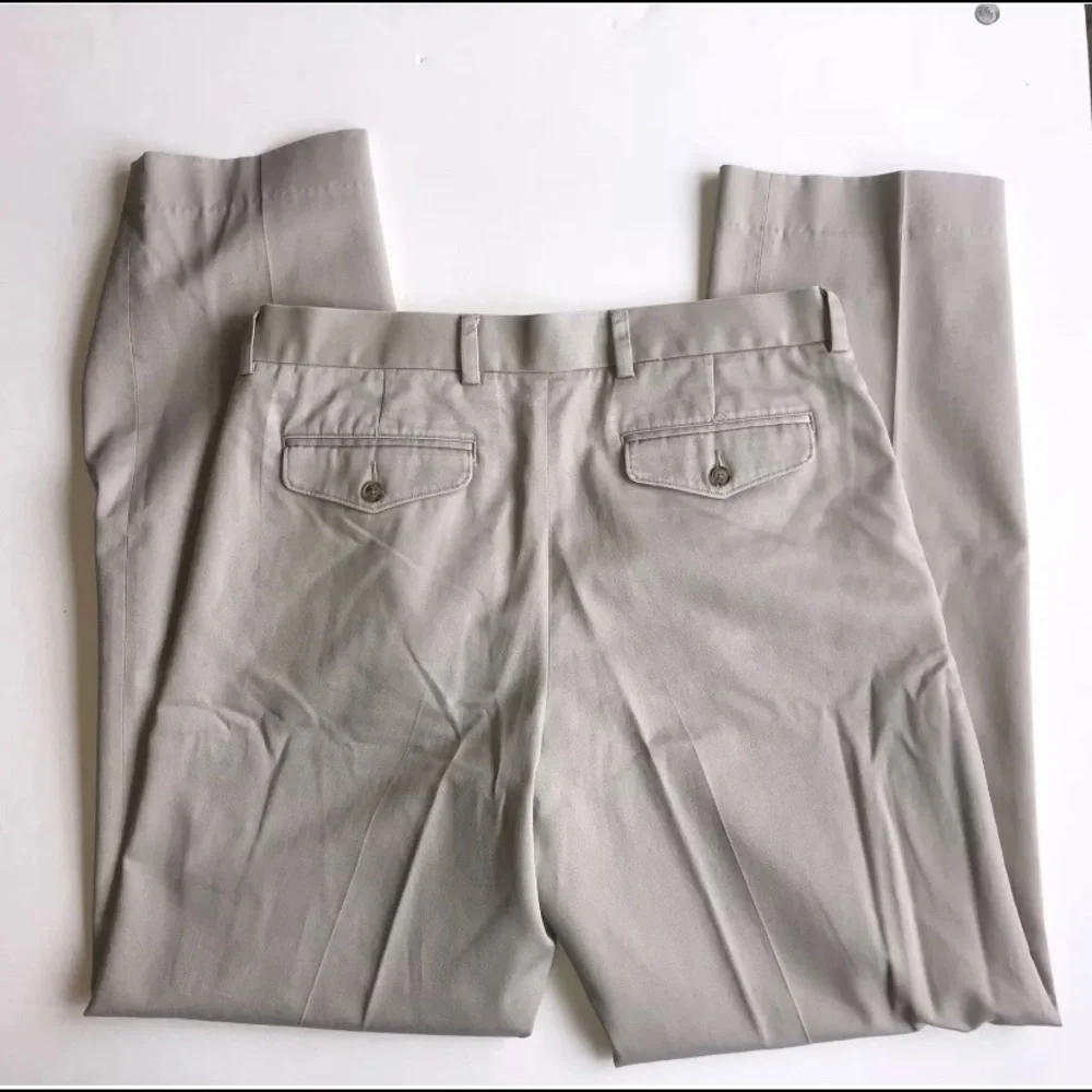 LL Bean Chino Pants Mens 34x34 Tan Excellent Pleated Standard Fit Khaki Trousers